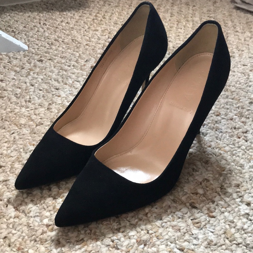JCrew Black Suede Pump
